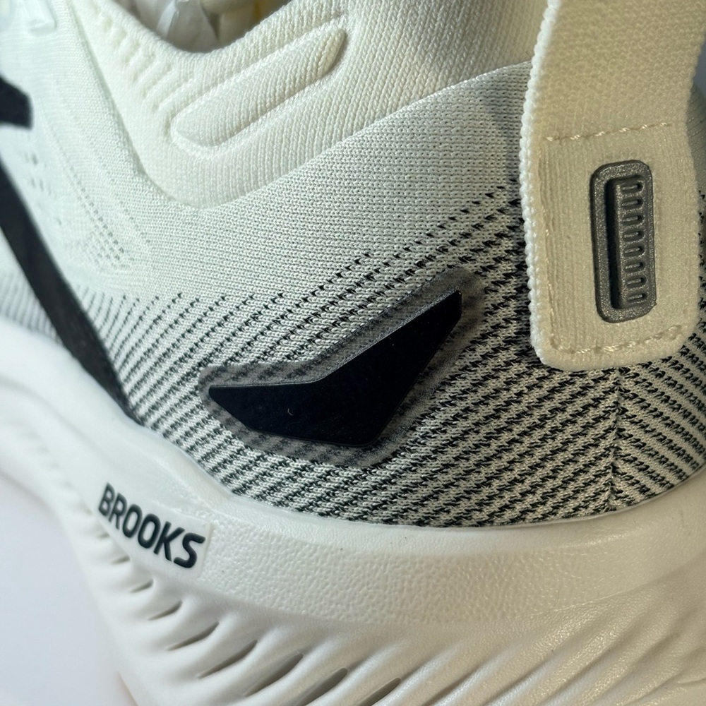 Brand New In Box ๐ฅ๐ฅ๐ฅ. Brooks Glycerin 23 Women Size 9.5 Wide . - Picture 8 of 15